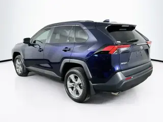 Toyota RAV4 2025 XLE 4dr SUV