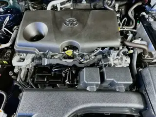Toyota RAV4 2025 XLE 4dr SUV