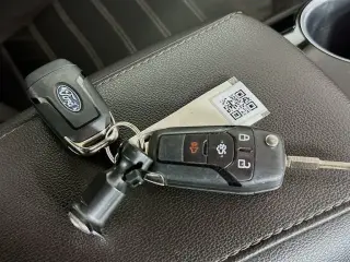 Ford Fusion Hybrid 2014 SE 4dr Sedan