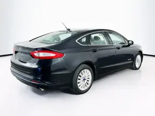 Ford Fusion Hybrid 2014 SE 4dr Sedan
