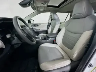 Toyota RAV4 2023 AWD XLE Premium 4dr SUV