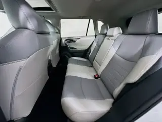 Toyota RAV4 2023 AWD XLE Premium 4dr SUV