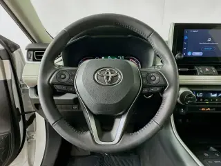 Toyota RAV4 2023 AWD XLE Premium 4dr SUV