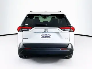 Toyota RAV4 2023 AWD XLE Premium 4dr SUV