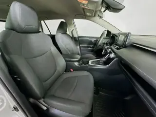 Toyota RAV4 2019 LE 4dr SUV
