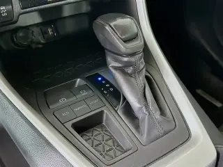 Toyota RAV4 2019 LE 4dr SUV