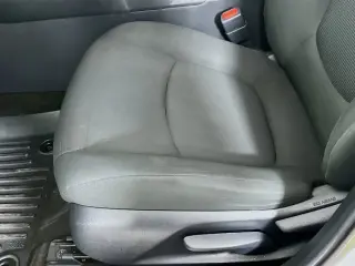 Toyota RAV4 2019 LE 4dr SUV