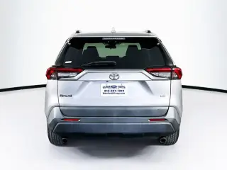 Toyota RAV4 2019 LE 4dr SUV