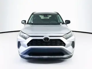 Toyota RAV4 2019 LE 4dr SUV
