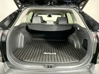 Toyota RAV4 Hybrid 2022 AWD XLE 4dr SUV