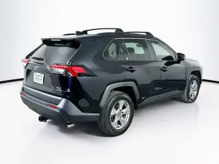 Toyota RAV4 Hybrid 2022 AWD XLE 4dr SUV