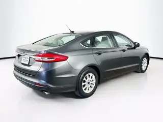 Ford Fusion 2017 S 4dr Sedan