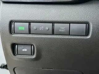 Nissan Sentra 2021 SR 4dr Sedan