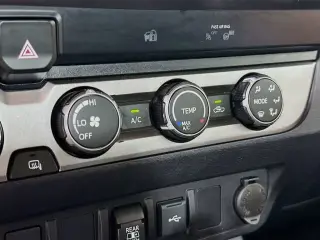 Toyota Tacoma 2020 4x4 SR5 V6 4dr Double Cab 5.0 ft SB