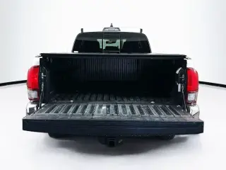 Toyota Tacoma 2020 4x4 SR5 V6 4dr Double Cab 5.0 ft SB