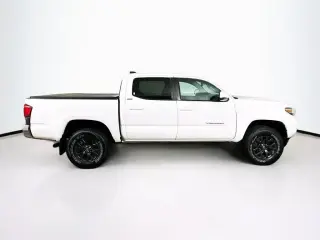 Toyota Tacoma 2020 4x4 SR5 V6 4dr Double Cab 5.0 ft SB