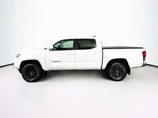 Toyota Tacoma 2020 4x4 SR5 V6 4dr Double Cab 5.0 ft SB