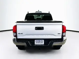 Toyota Tacoma 2020 4x4 SR5 V6 4dr Double Cab 5.0 ft SB