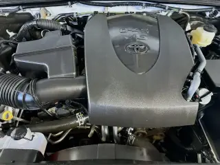Toyota Tacoma 2020 4x4 SR5 V6 4dr Double Cab 5.0 ft SB
