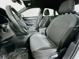 Volkswagen Jetta 2025 Sport 4dr Sedan
