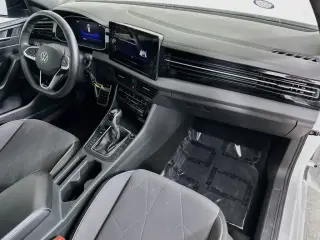 Volkswagen Jetta 2025 Sport 4dr Sedan