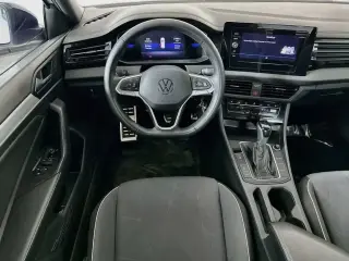 Volkswagen Jetta 2025 Sport 4dr Sedan