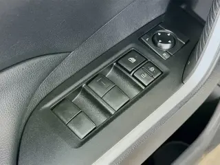 Toyota RAV4 2021 LE 4dr SUV