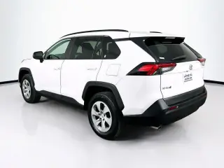Toyota RAV4 2021 LE 4dr SUV