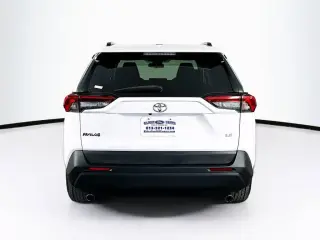 Toyota RAV4 2021 LE 4dr SUV