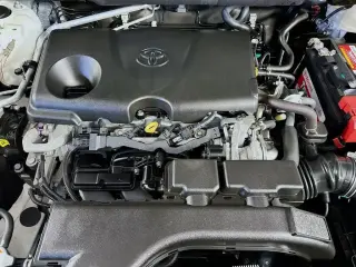 Toyota RAV4 2021 LE 4dr SUV