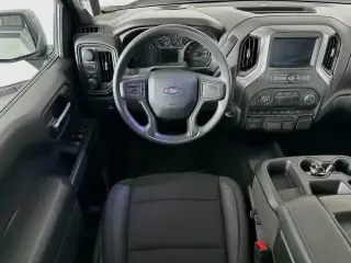 Chevrolet Silverado 1500 2024 4x4 Custom Trail Boss 4dr Crew Cab 5.8 ft. SB