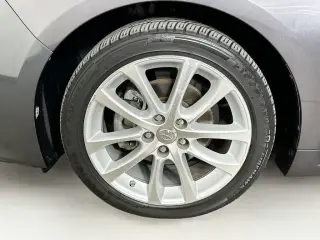 Toyota Avalon 2013 XLE 4dr Sedan