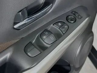 Nissan Kicks 2020 SR 4dr Crossover