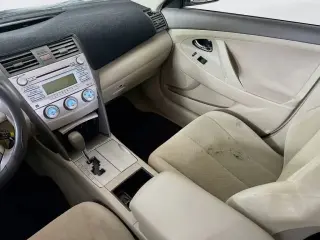 Toyota Camry 2008 SE 4dr Sedan 5M