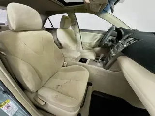 Toyota Camry 2008 SE 4dr Sedan 5M