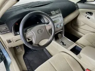 Toyota Camry 2008 SE 4dr Sedan 5M