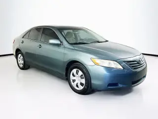 Toyota Camry 2008 SE 4dr Sedan 5M