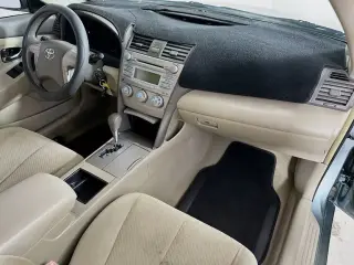 Toyota Camry 2008 SE 4dr Sedan 5M