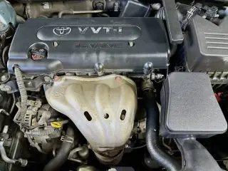 Toyota Camry 2008 SE 4dr Sedan 5M