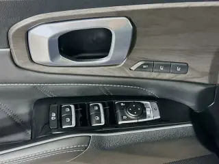 Kia Sorento 2025 AWD X-Line SX Prestige 4dr SUV