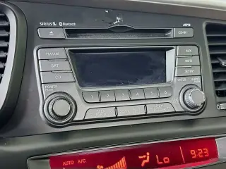 Kia Optima Hybrid 2012 LX 4dr Sedan