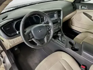 Kia Optima Hybrid 2012 LX 4dr Sedan