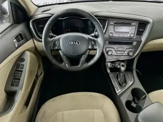 Kia Optima Hybrid 2012 LX 4dr Sedan