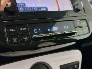Toyota Prius Prime 2019 Plus 4dr Hatchback