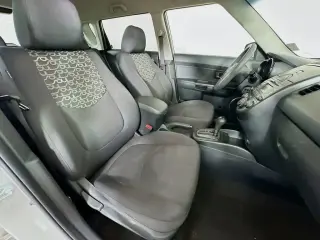 Kia Soul 2010 + 4dr Crossover 5M