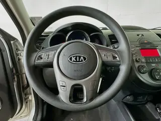 Kia Soul 2010 + 4dr Crossover 5M