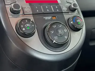 Kia Soul 2010 + 4dr Crossover 5M