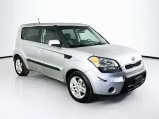 Kia Soul 2010 + 4dr Crossover 5M