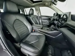 Toyota Highlander 2023 L 4dr SUV