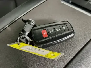 Toyota Highlander 2023 L 4dr SUV